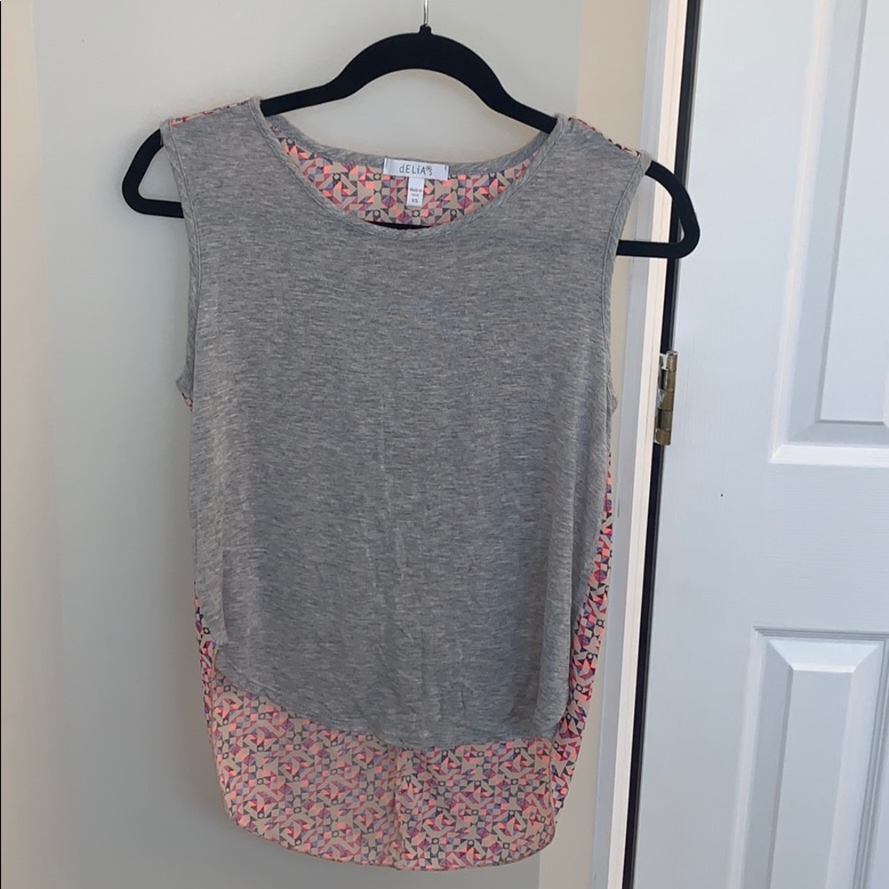 Delias gray tank